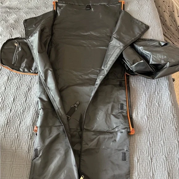 Brand New Black and Brown Weekender Bag - Picture 9 of 13